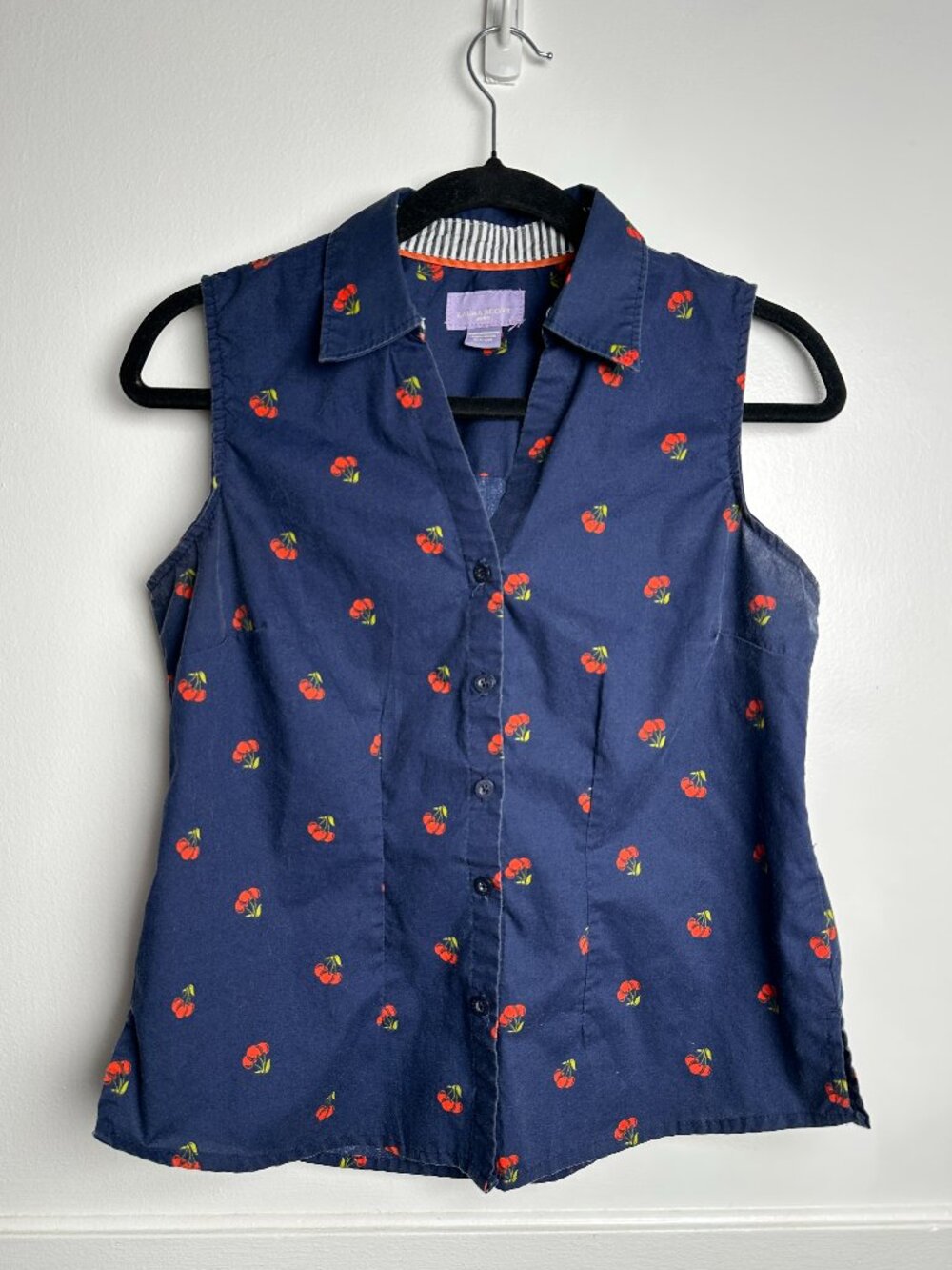 Vintage Laura Scott Petite Cherry Print Sleeveless Button Down Top Size Small